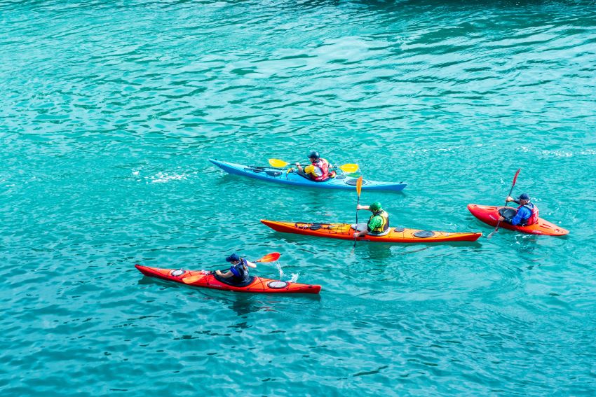 people kayaking