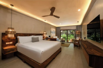 junior suite at El Dorado Royale