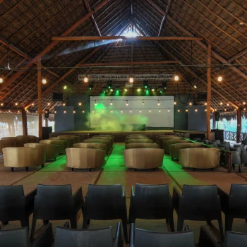 theater show at El Dorado Royale