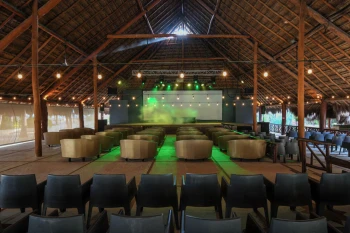 theater show at El Dorado Royale