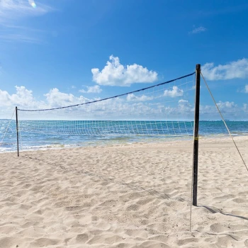 beach volleyball at Garza Blanca Cancun
