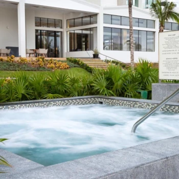 hot tub at Garza Blanca Resort & Spa Cancun