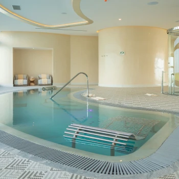 hydrotherapy pool at the spa at Garza Blanca Cancun