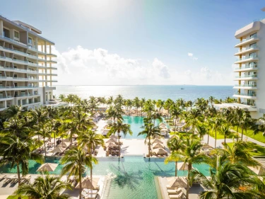pools and resort buildings at Garza Blanca Cancun