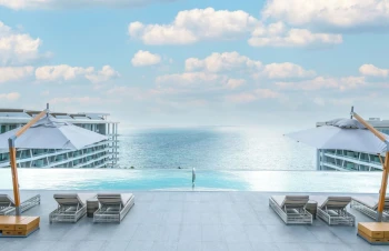 rooftop pool at Garza Blanca Cancun
