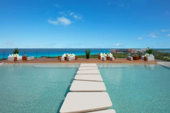 cobalt infinity deck venue at Hyatt Vivid Grand Island