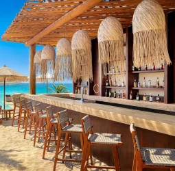 ennea bar at the beach club at Hyatt Vivid Grand Island