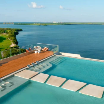 rooftop infinity pool at Hyatt Vivid Grand Island