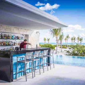 poolside bar at majestic elegance costa mujeres