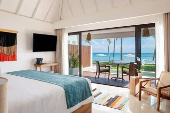 beachfront swim up suite at The Beachfront by The Fives